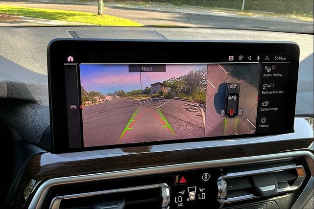 Photo of 2023 Jet Black BMW X4
