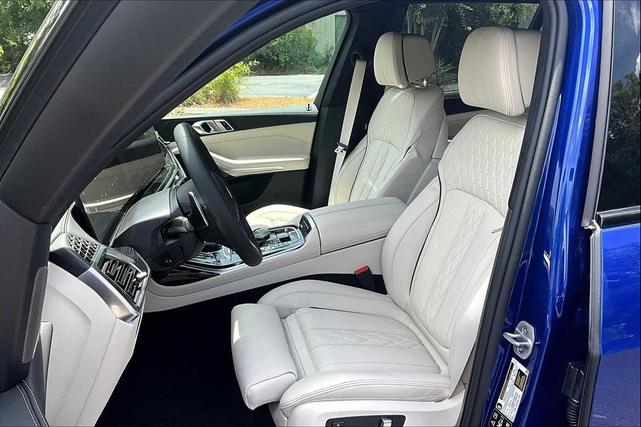Photo of 2026 Blue BMW X7