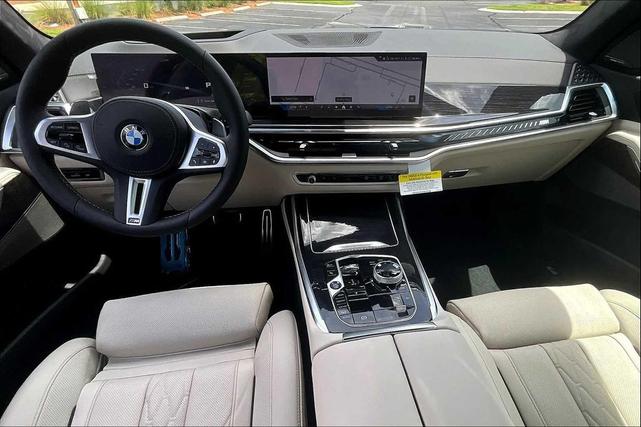 Photo of 2026 Blue BMW X7