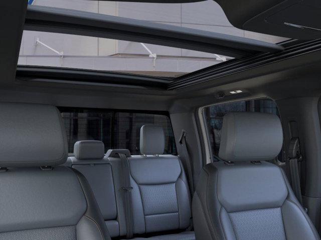 Photo of 2025 Oxford White Ford F-150 Lightning