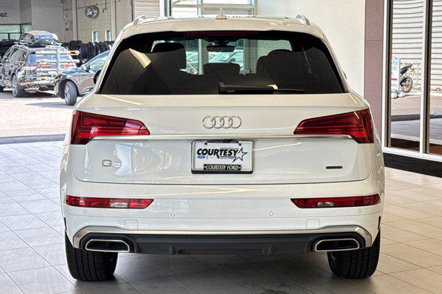 Photo of 2024 Arkona White Audi Q5