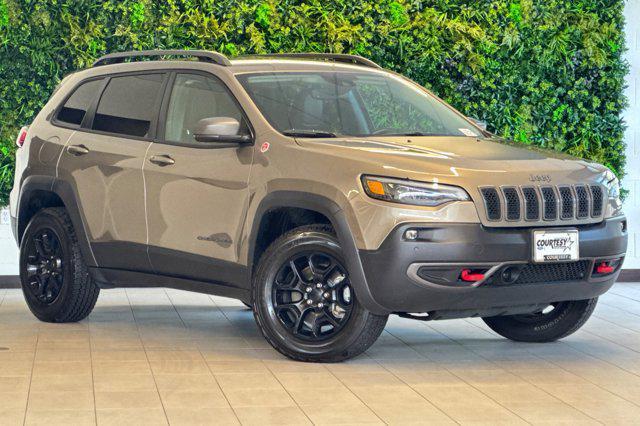 2020 Jeep Cherokee