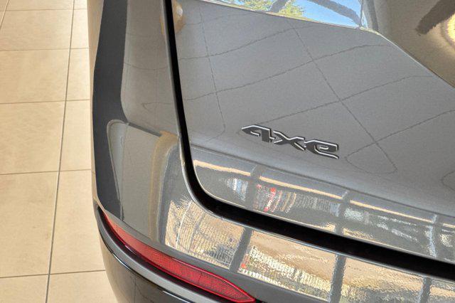 Photo of 2025 Baltic Gray Metallic Clearcoat Jeep Wagoneer S