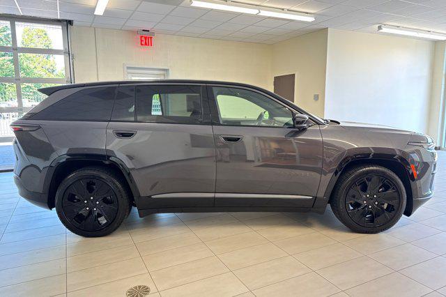Photo of 2025 Baltic Gray Metallic Clearcoat Jeep Wagoneer S
