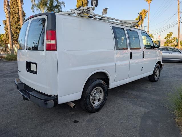 Photo of 2014 White Chevrolet Express 2500