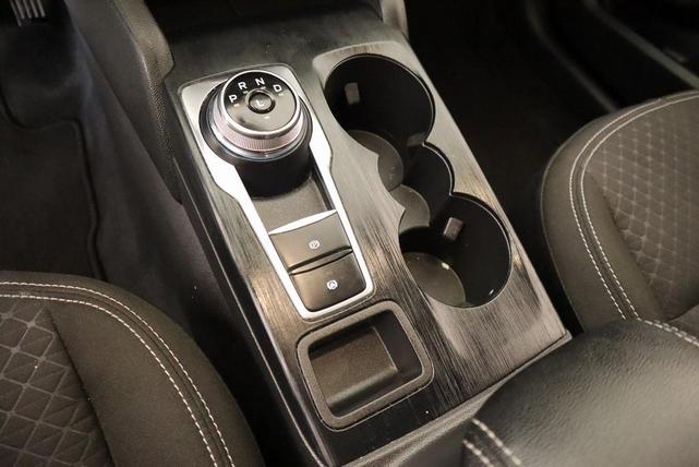 Photo of 2024 Silver Metallic Ford Escape