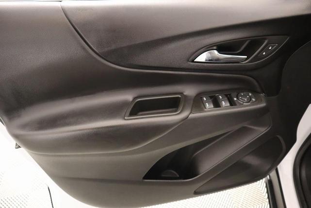 Photo of 2022 Summit White Chevrolet Equinox