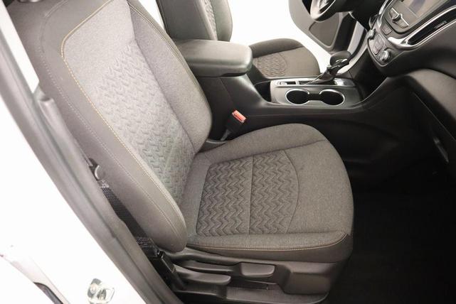 Photo of 2022 Summit White Chevrolet Equinox