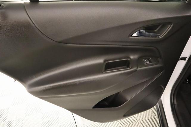 Photo of 2022 Summit White Chevrolet Equinox