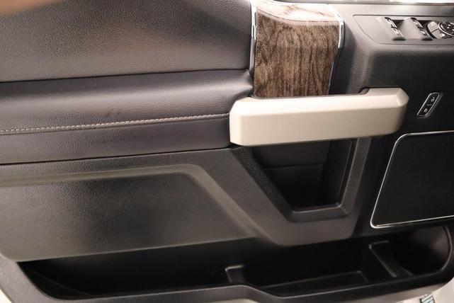 Photo of 2017 Oxford White Ford F-250