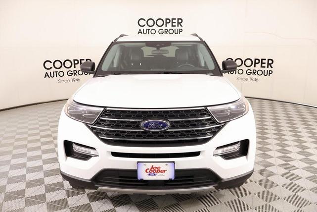 Photo of 2024 Oxford White Ford Explorer