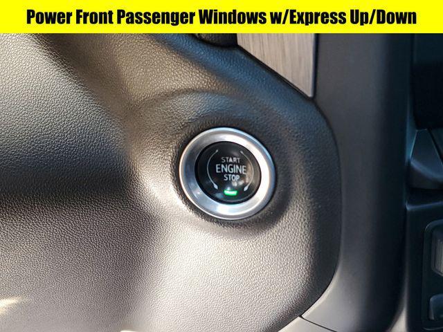 Photo of 2019 White Frost Tricoat GMC Sierra 1500