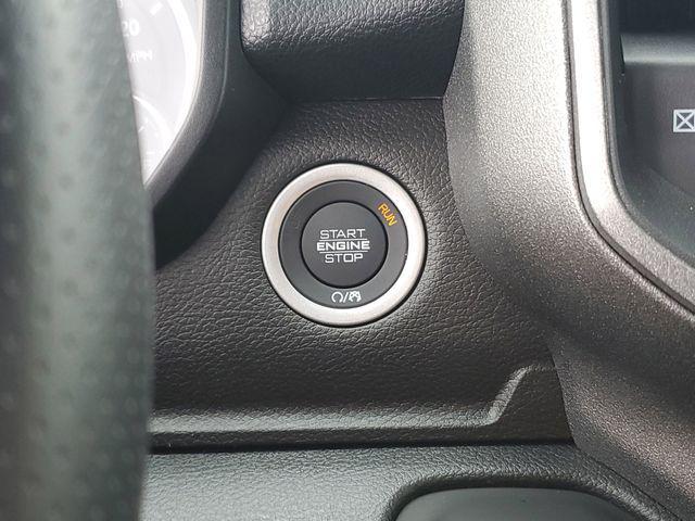 Photo of 2025 Bright White Clearcoat RAM 1500