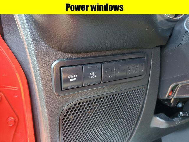 Photo of 2017 Black Clearcoat Jeep Wrangler Unlimited