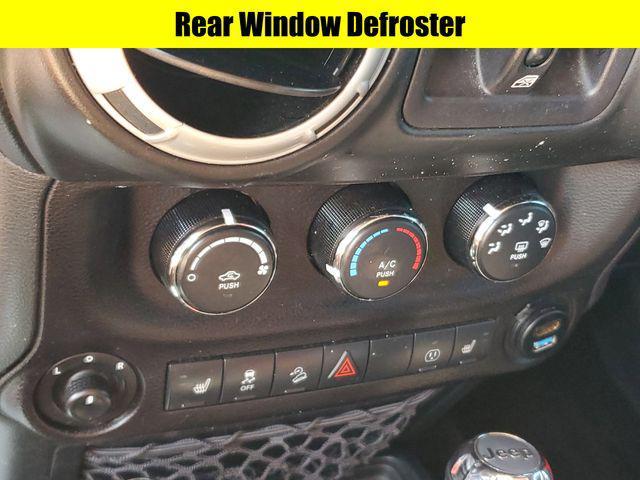 Photo of 2017 Black Clearcoat Jeep Wrangler Unlimited