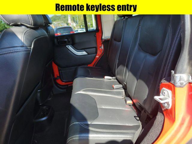 Photo of 2017 Black Clearcoat Jeep Wrangler Unlimited