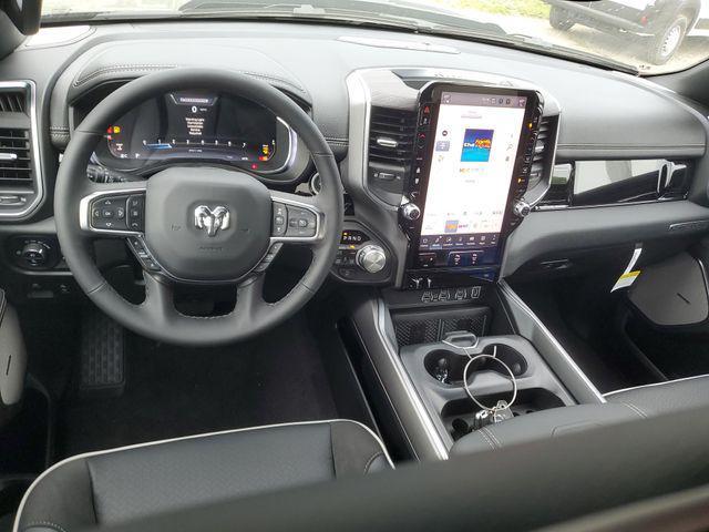 Photo of 2025 Diamond Black Crystal Pearlcoat RAM 1500