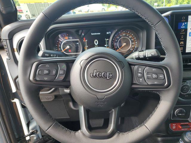 Photo of 2025 Anvil Clearcoat Jeep Wrangler