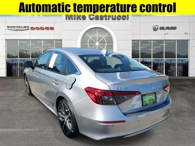 Photo of 2023 Silver Honda Civic