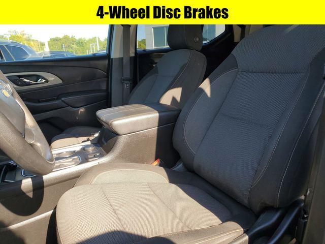 Photo of 2020 Satin Steel Metallic Chevrolet Traverse
