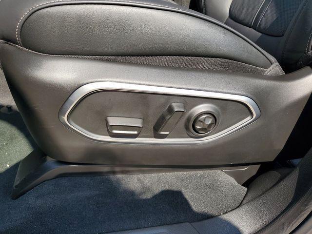 Photo of 2025 Baltic Gray Metallic Clearcoat Jeep Wagoneer
