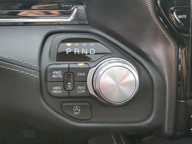 Photo of 2025 Bright White Clearcoat RAM 1500