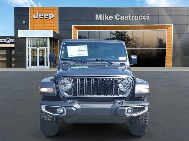 Photo of 2025 Granite Crystal Metallic Clearcoat Jeep Gladiator