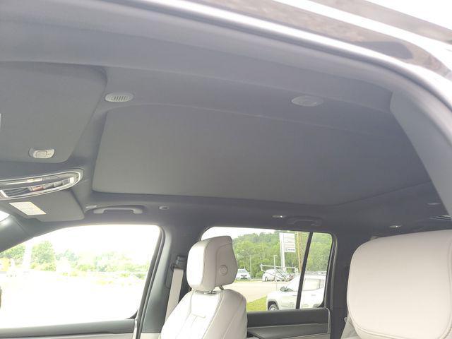 Photo of 2025 Baltic Gray Metallic Clearcoat Jeep Wagoneer