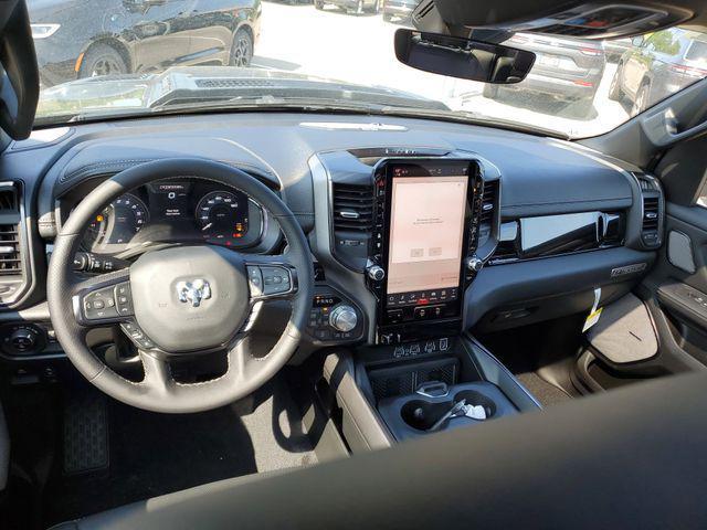 Photo of 2025 Granite Crystal Metallic Clearcoat RAM 1500