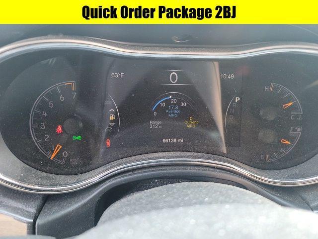 Photo of 2019 Diamond Black Crystal Pearlcoat Jeep Grand Cherokee