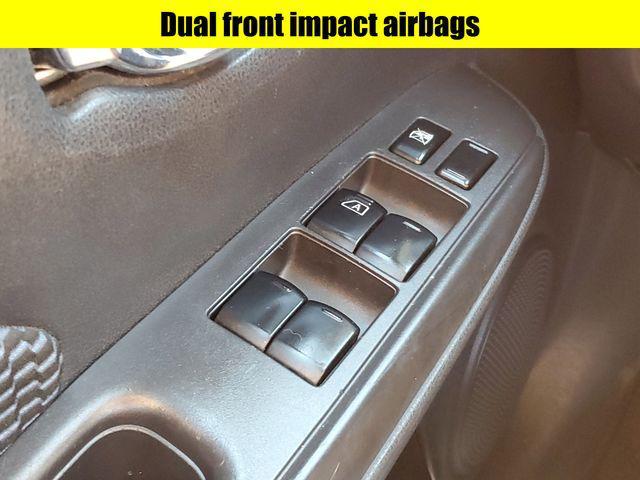 Photo of 2015 Aspen White Pearl Nissan Versa Note