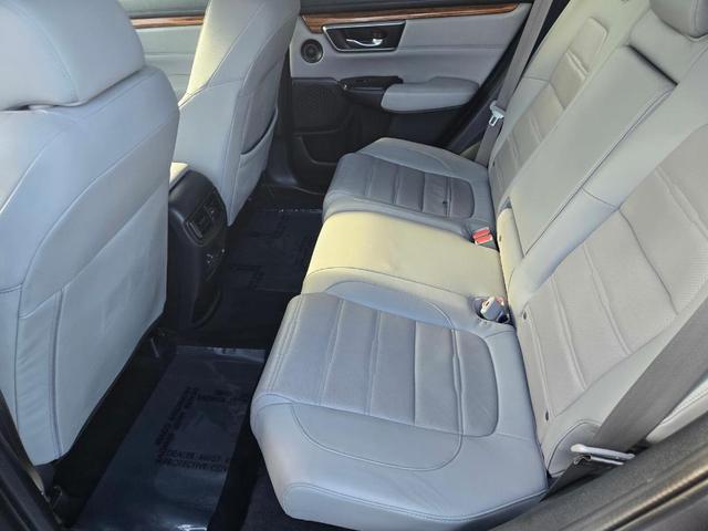 Photo of 2017 Modern Steel Metallic Honda CR-V