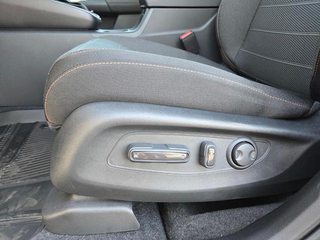 Photo of 2026 Urban Gray Pearl Honda CR-V Hybrid