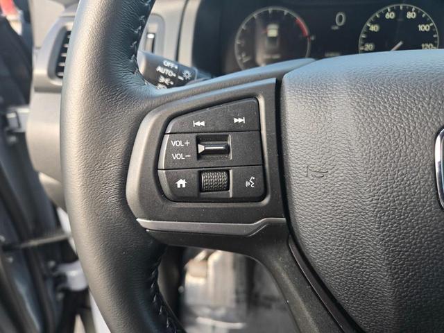Photo of 2024 Sonic Gray Pearl Honda Ridgeline