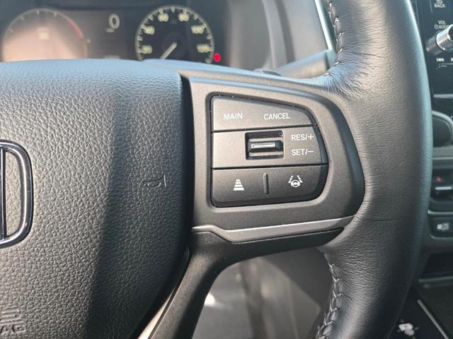 Photo of 2024 Sonic Gray Pearl Honda Ridgeline