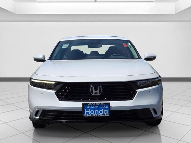 Photo of 2025 Platinum White Pearl Honda Accord Hybrid