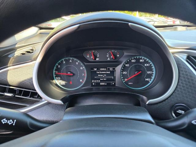 Photo of 2022 White Chevrolet Malibu