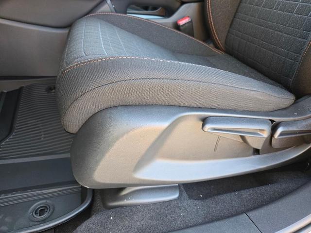 Photo of 2026 Urban Gray Pearl Honda HR-V