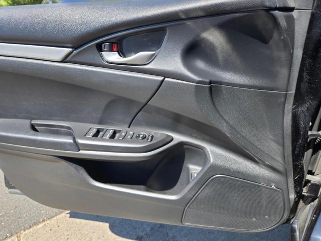 Photo of 2020 Black Honda Civic