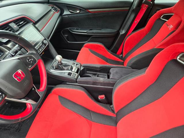 Photo of 2019 Black Honda Civic Type R
