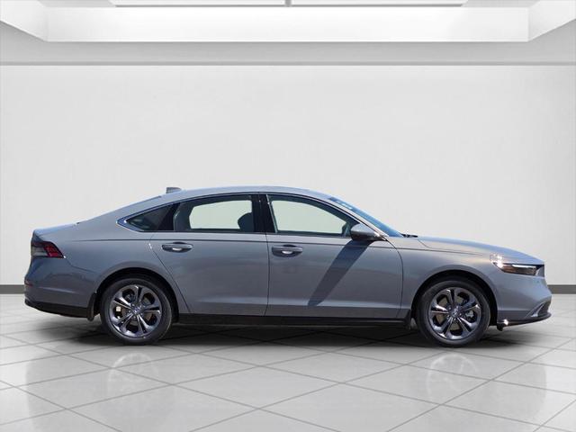 Photo of 2025 Urban Gray Pearl Honda Accord Hybrid