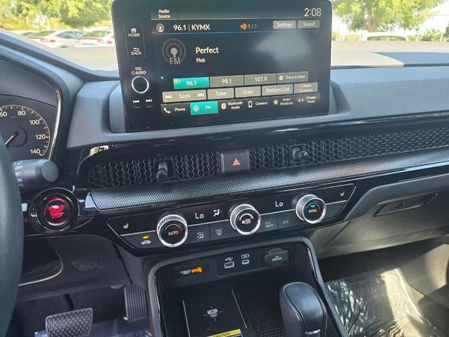Photo of 2023 Lunar Silver Metallic Honda CR-V