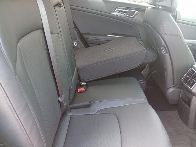 Photo of 2026 Black Kia Sportage