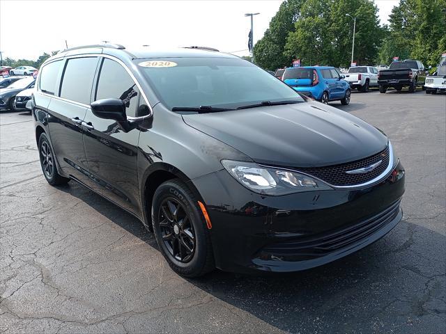 2020 Chrysler Voyager