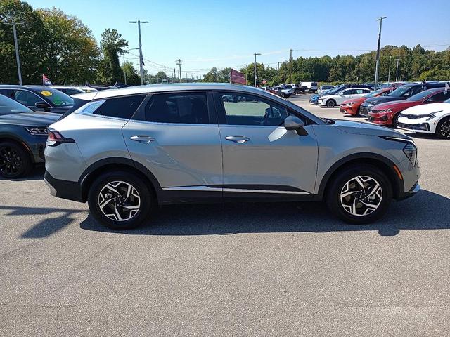 Photo of 2024 Steel Gray Kia Sportage