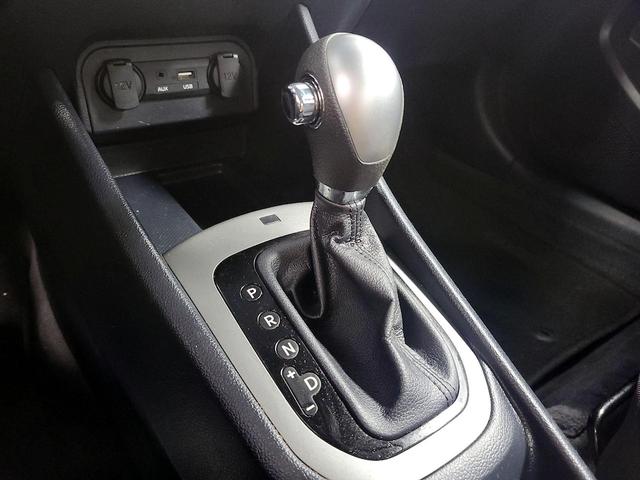 Photo of 2017 Silver Kia Rio