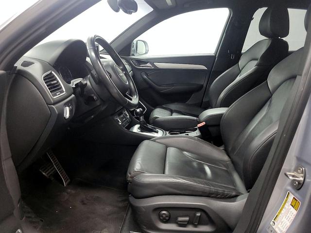 Photo of 2015 Silver Audi Q3