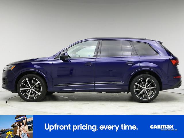 Photo of 2021 Blue Audi Q7