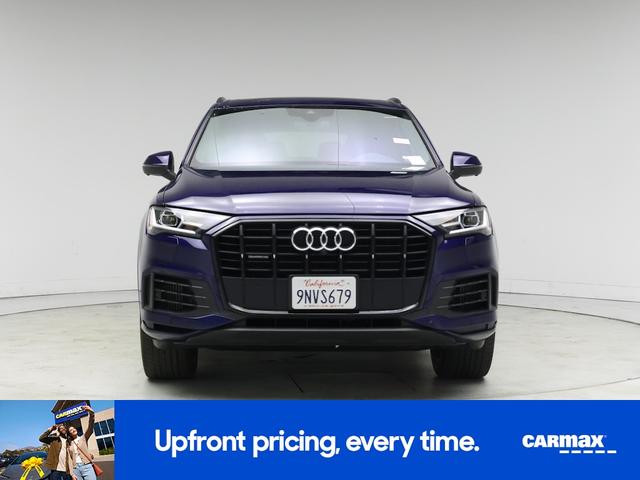 Photo of 2021 Blue Audi Q7