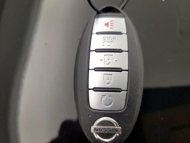 Photo of 2021 Black Nissan Altima